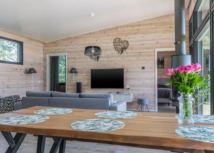 Aura By Interhome Pälkäne